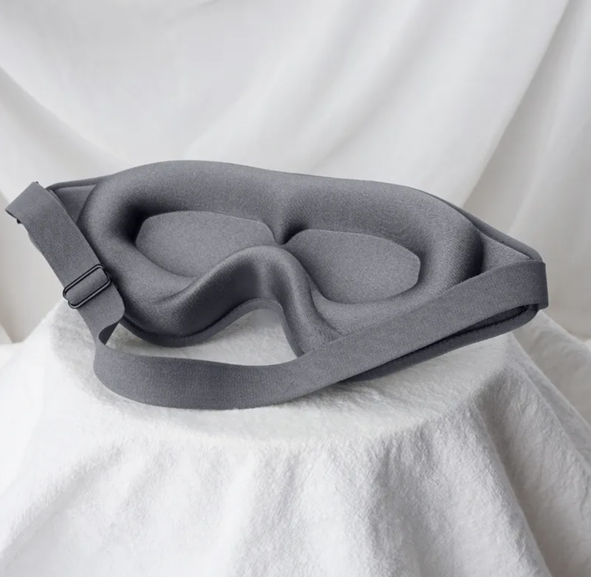 Deep sleep mask